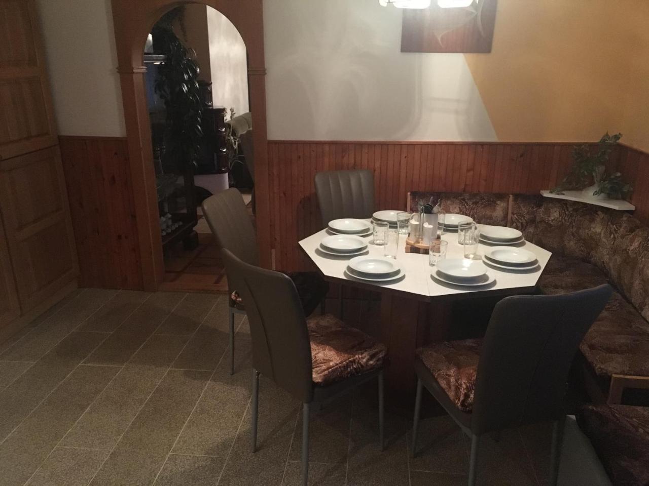 Apartman Olesnik 아파트 외부 사진